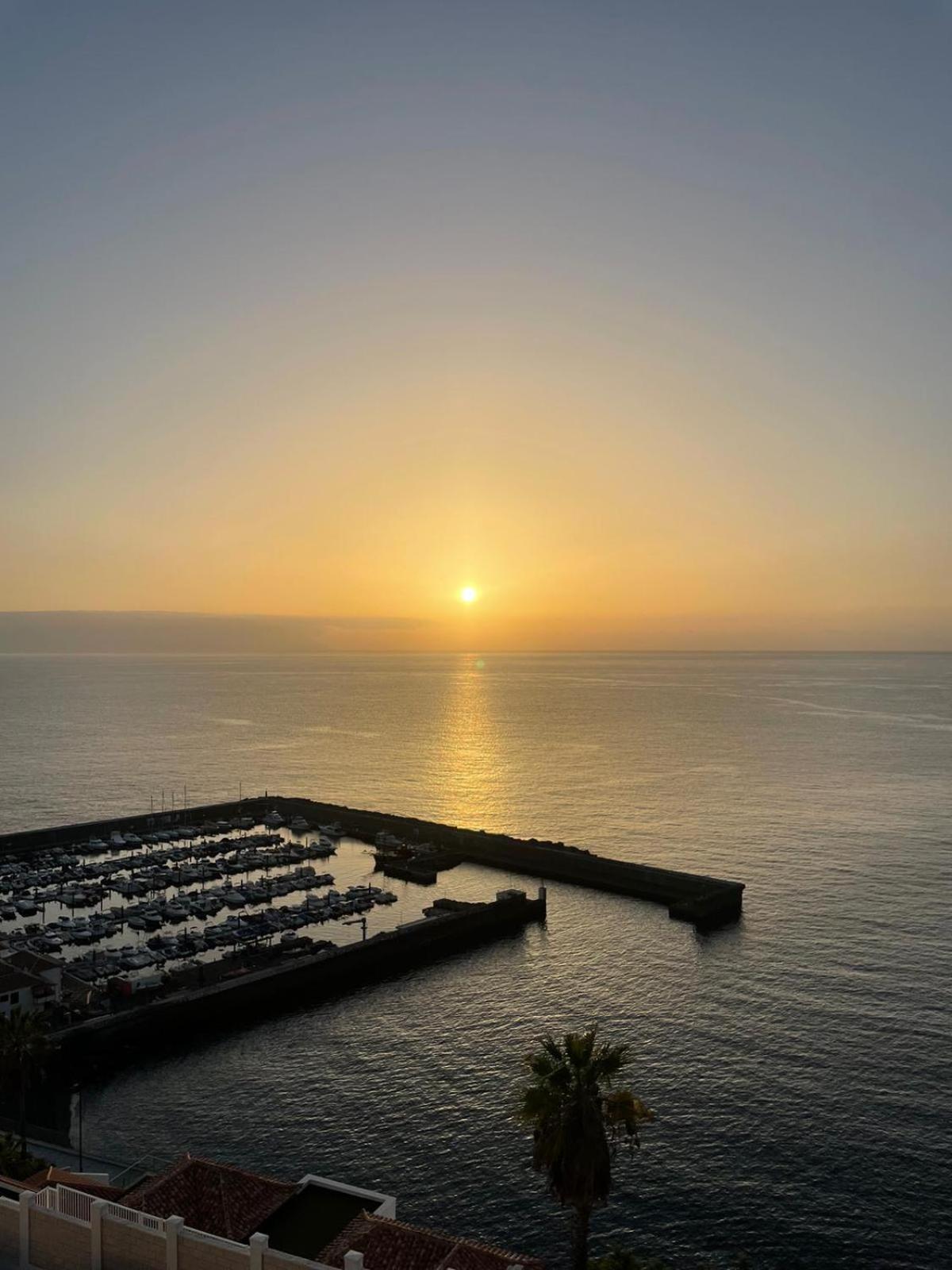 Los Gigantes In Front Of Sea Acantilado de los Gigantes Exterior photo